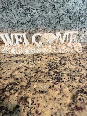 Coastal 'Welcome' Seashell Accent Sign in White